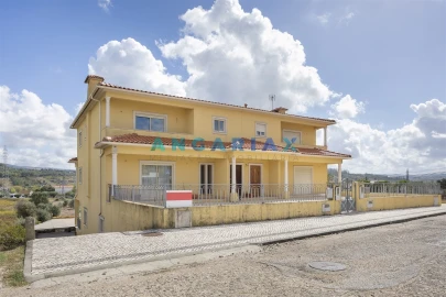 Moradia T4 para Venda em Pombal