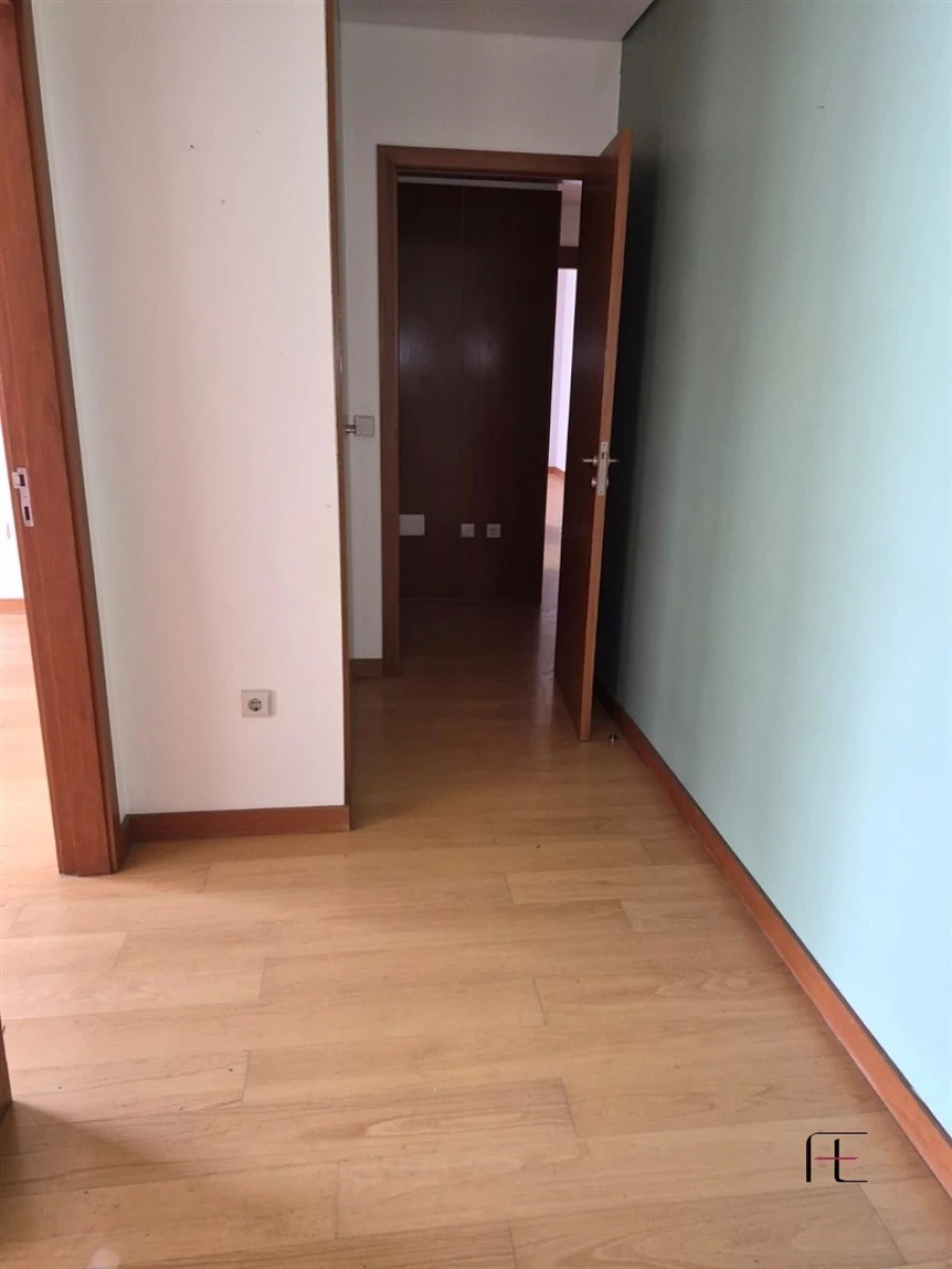 Apartamento T2 para Venda em Bougado (São Martinho e Santiago) Foto 8