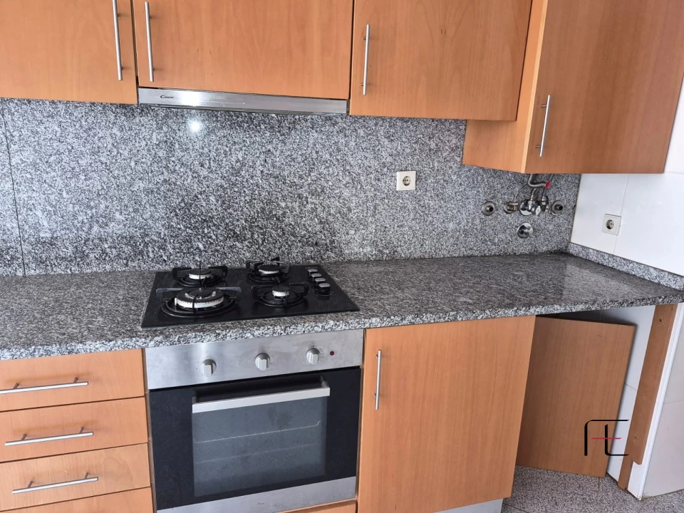 Apartamento T2 para Venda em Bougado (São Martinho e Santiago) Foto 2