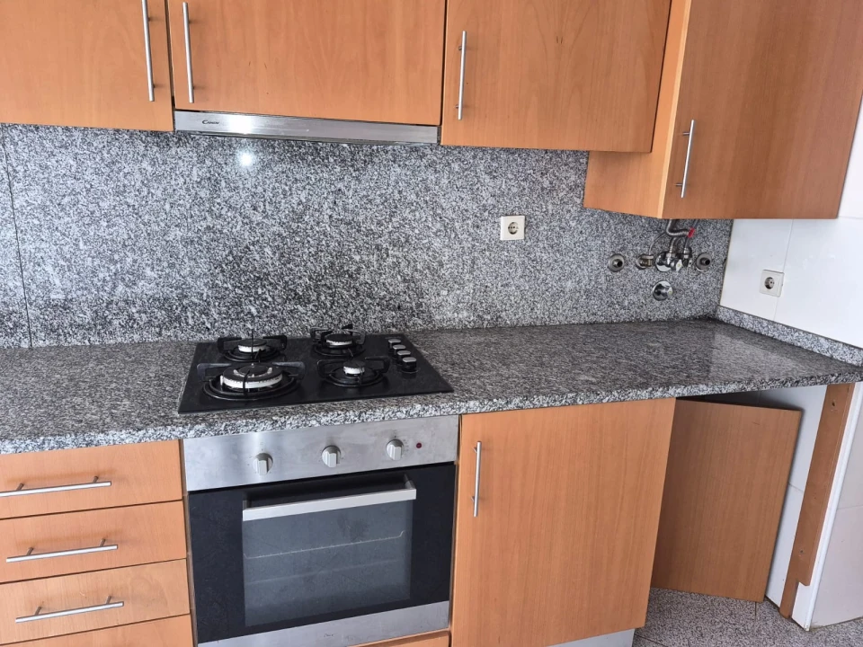 Apartamento T2 para Venda em Bougado (São Martinho e Santiago) Foto 22