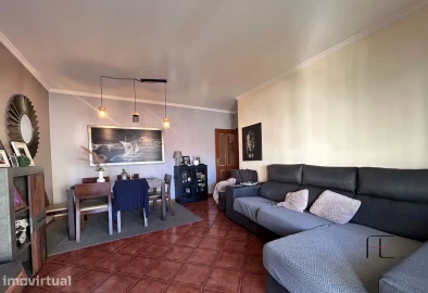 Apartamento T2 para Venda em Santa Marinha e São Pedro da Afurada