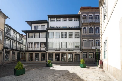 Apartamento T0 para Venda em Oliveira, São Paio e São Sebastião