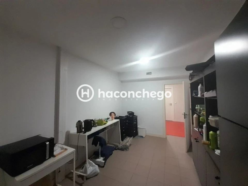 Loja para Arrendamento em Barcelos, V.Boa, V.Frescainha Foto 7