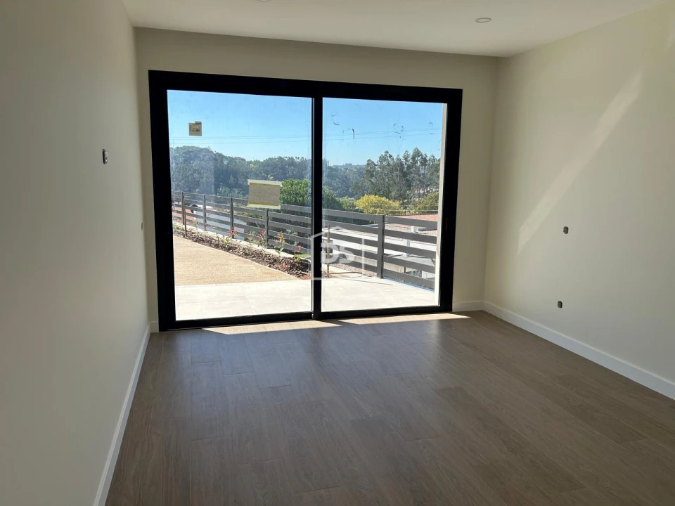 Moradia T3 para Venda em Alfeizerão Foto 33