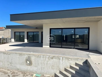 Moradia T3 para Venda em Alfeizerão
