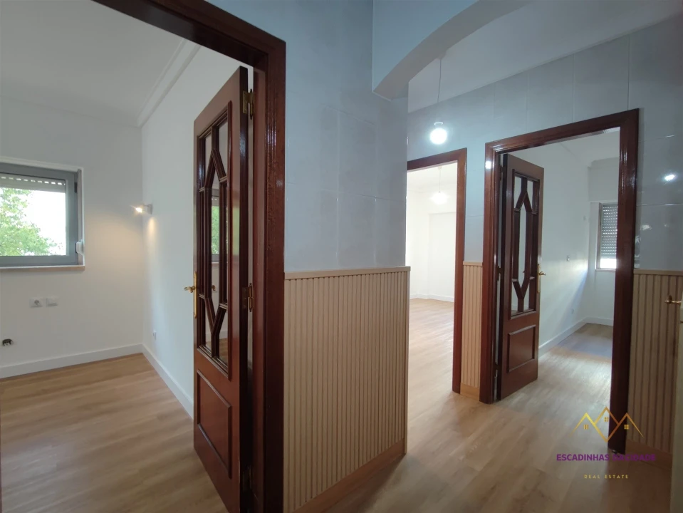 Apartamento T2 para Venda em Odivelas Foto 24