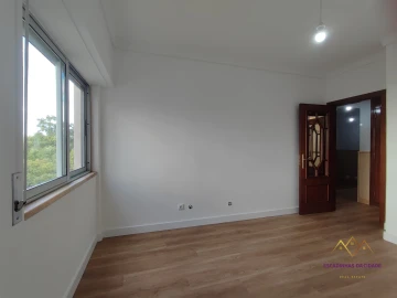 Apartamento T2 para Venda em Odivelas
