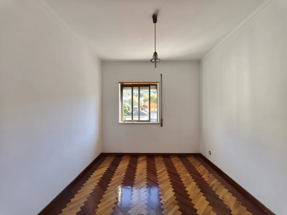Apartamento T4 para Venda em Lousã e Vilarinho Foto 20