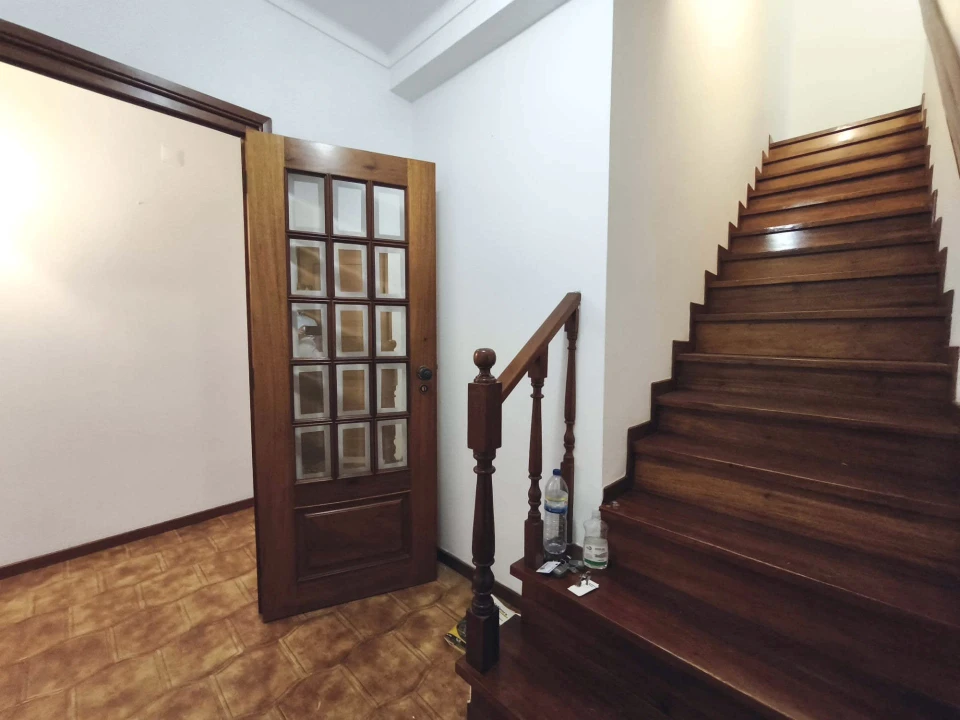 Apartamento T4 para Venda em Lousã e Vilarinho Foto 5