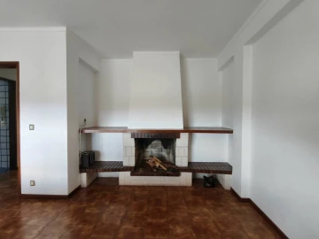 Apartamento T4 para Venda em Lousã e Vilarinho