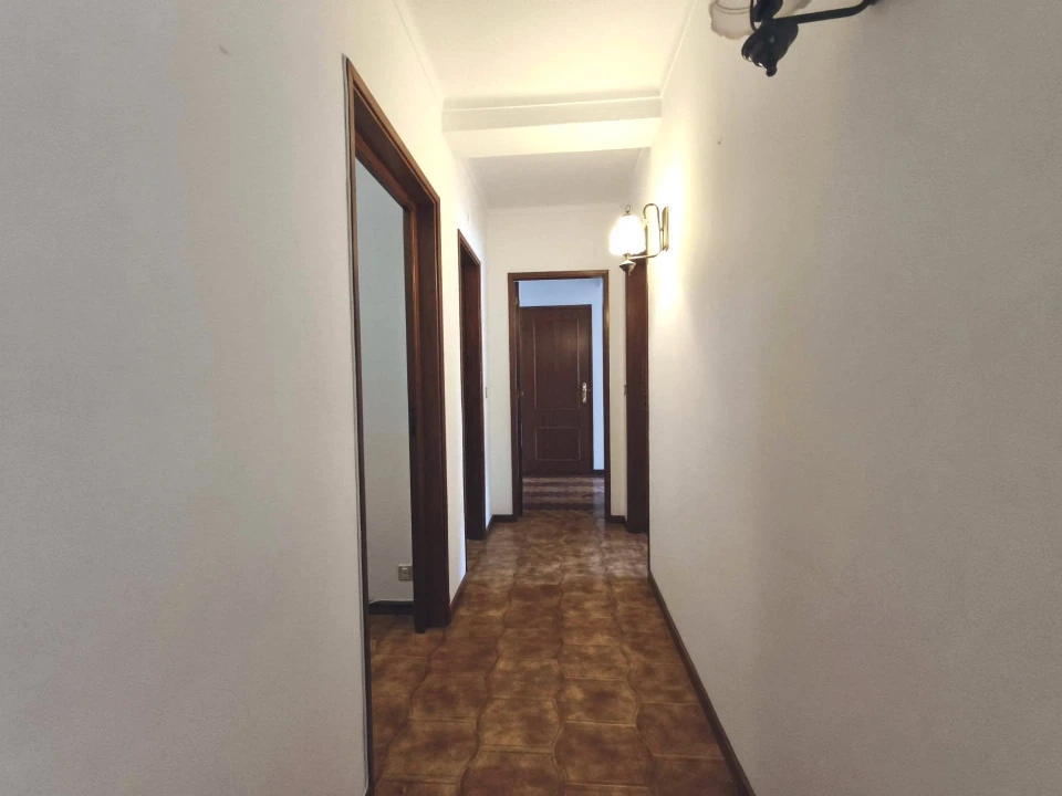 Apartamento T4 para Venda em Lousã e Vilarinho Foto 9