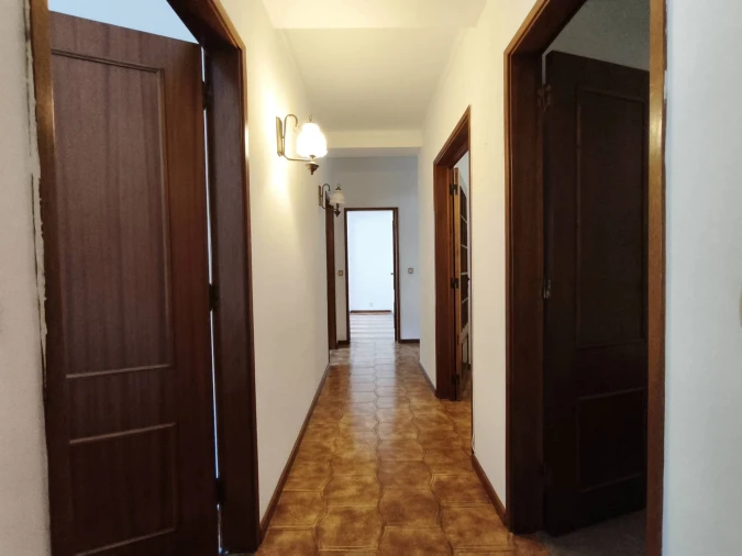 Apartamento T4 para Venda em Lousã e Vilarinho Foto 13