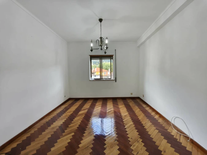 Apartamento T4 para Venda em Lousã e Vilarinho Foto 17