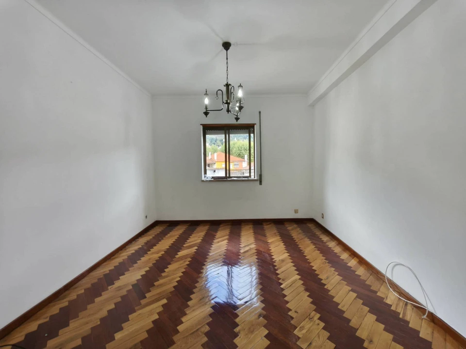 Apartamento T4 para Venda em Lousã e Vilarinho Foto 17