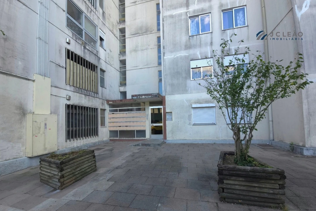 Apartamento T3 para Venda em Santa Marinha e São Pedro da Afurada Foto 2