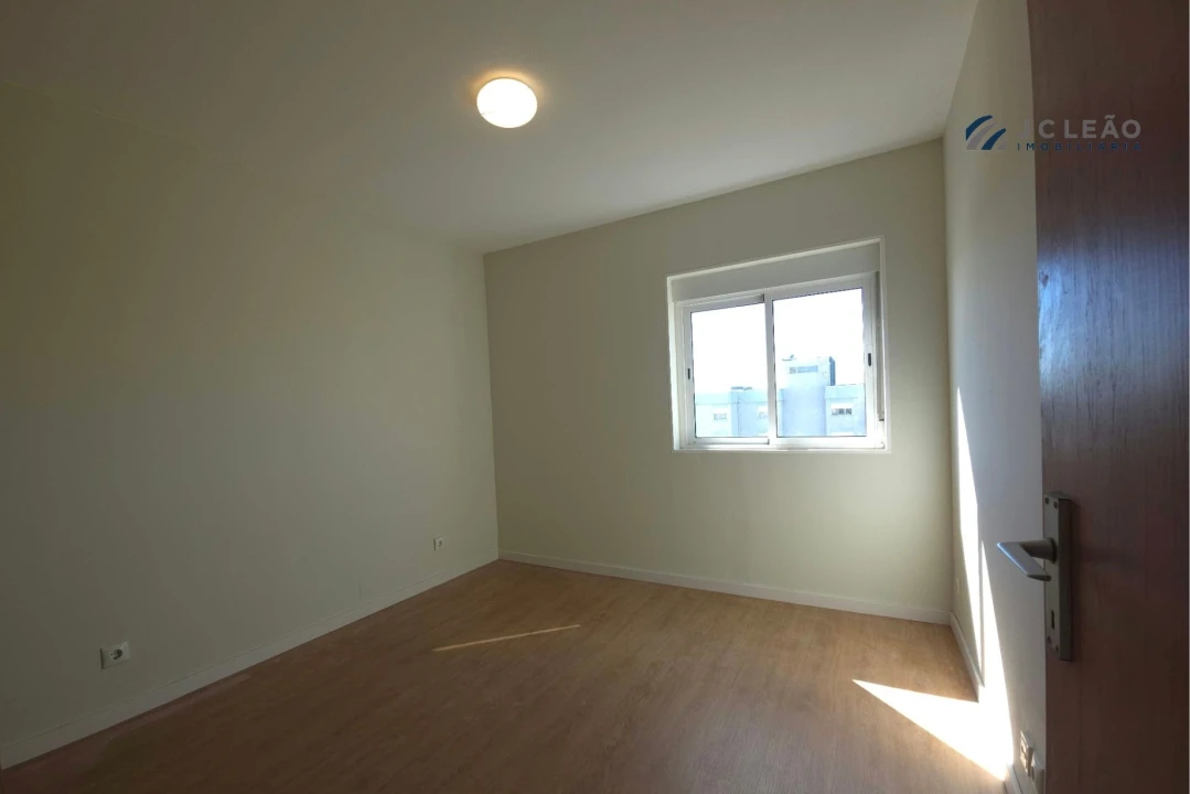 Apartamento T3 para Venda em Santa Marinha e São Pedro da Afurada Foto 17