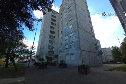 Apartamento T3 para Venda em Santa Marinha e São Pedro da Afurada