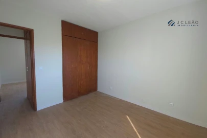 Apartamento T3 para Venda em Santa Marinha e São Pedro da Afurada