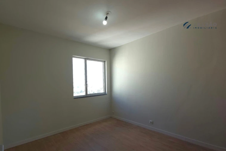 Apartamento T3 para Venda em Santa Marinha e São Pedro da Afurada Foto 23