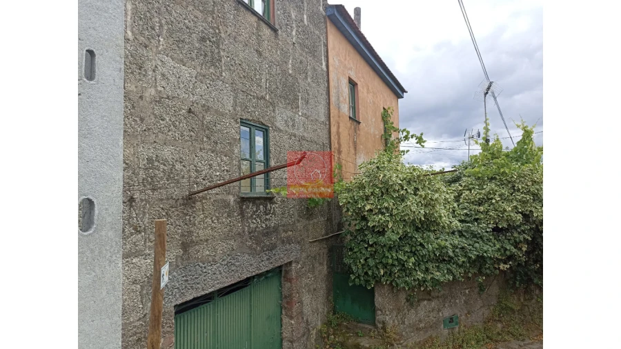 Moradia T5 para Venda em Ancede e Ribadouro