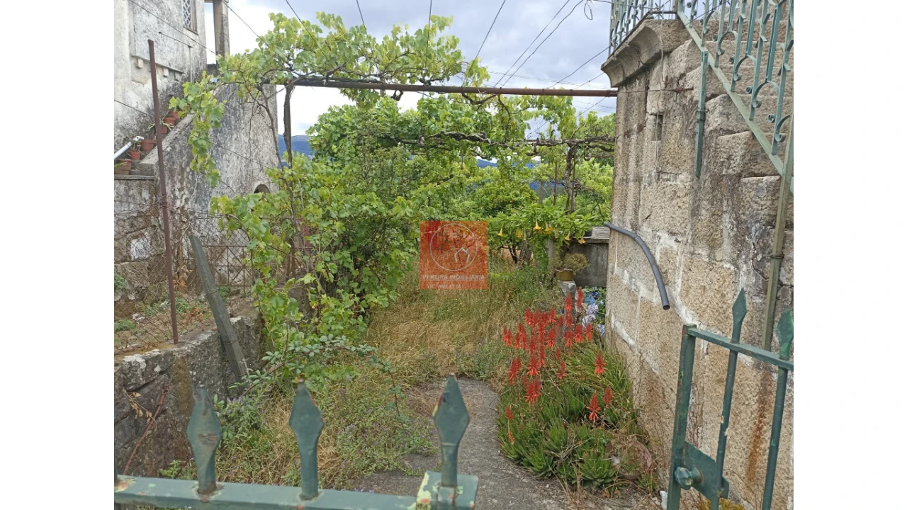 Moradia T5 para Venda em Ancede e Ribadouro Foto 9