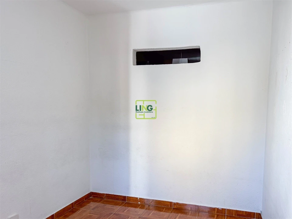 Apartamento T1 para Venda em Castelo Branco Foto 4