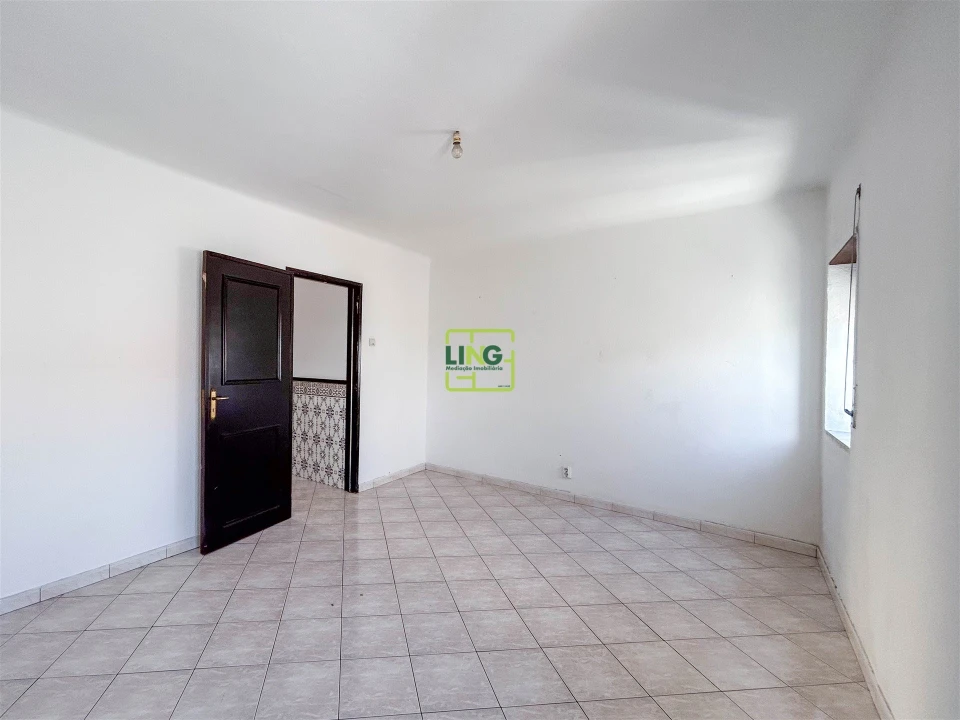 Apartamento T1 para Venda em Castelo Branco Foto 38