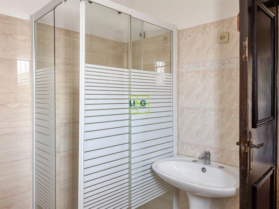Apartamento T1 para Venda em Castelo Branco Foto 11