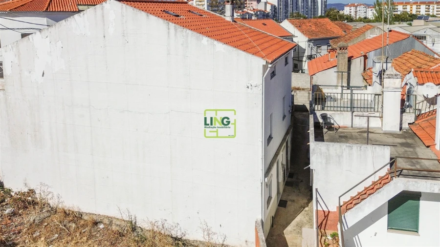 Apartamento T1 para Venda em Castelo Branco Foto 55