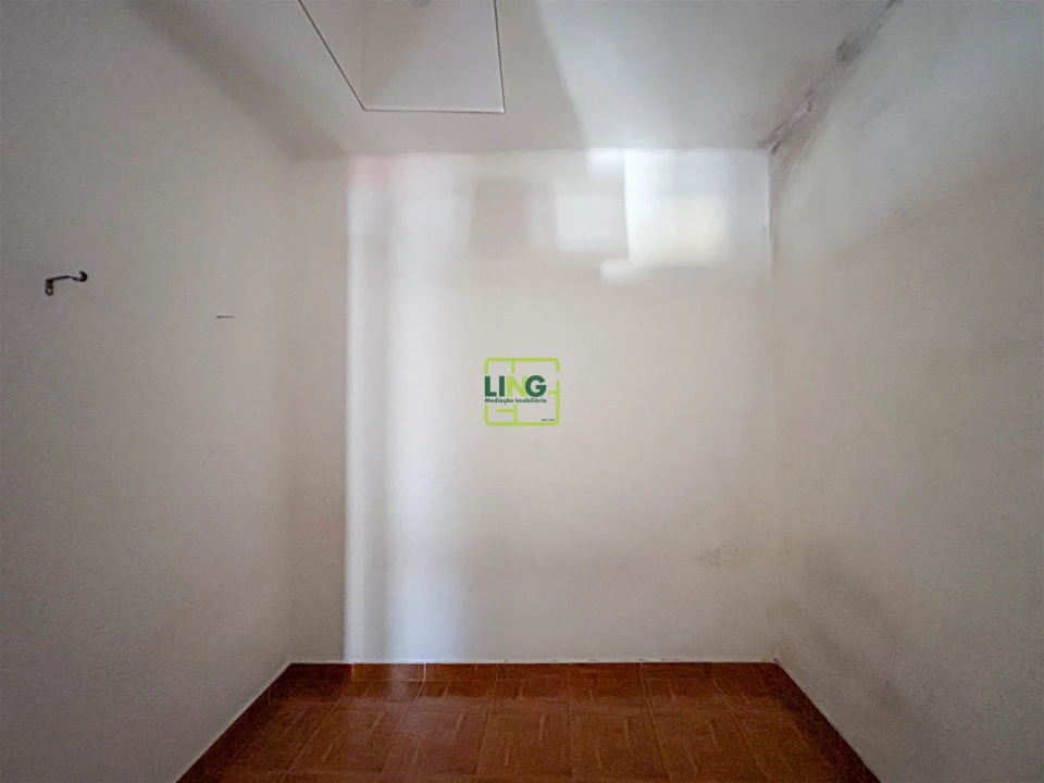 Apartamento T1 para Venda em Castelo Branco Foto 32