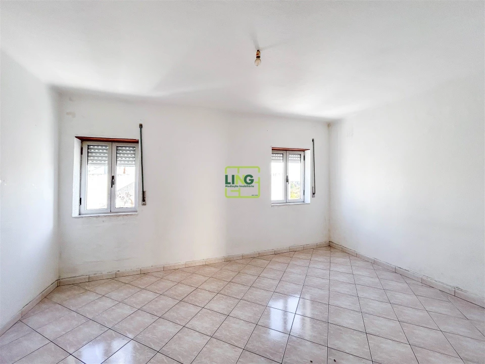 Apartamento T1 para Venda em Castelo Branco Foto 35