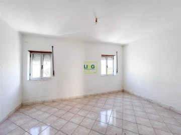 Prédio para Venda em Castelo Branco