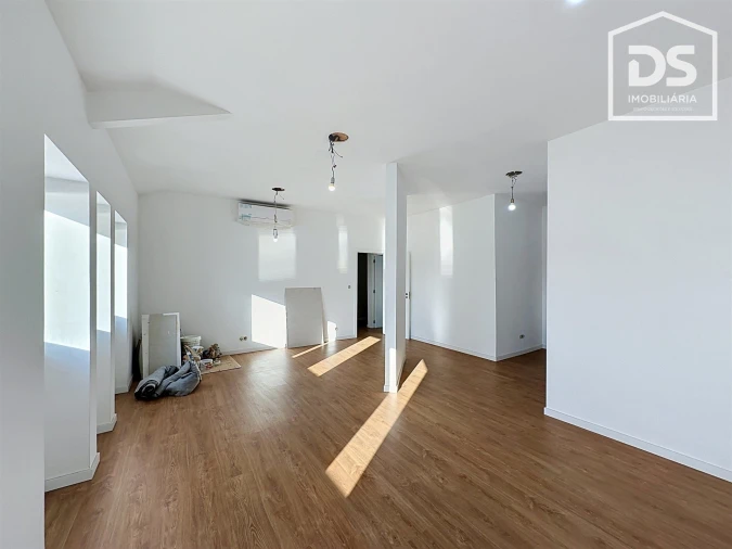 Apartamento T2 para Venda em Viseu Foto 2