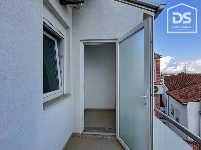 Apartamento T2 para Venda em Viseu Foto 20