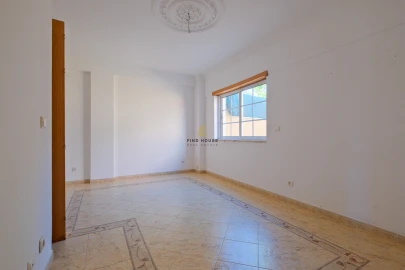 Apartamento T2 para Venda em Mina de Água
