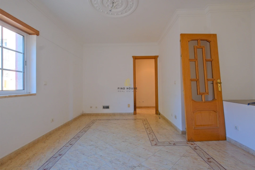 Apartamento T2 para Venda em Mina de Água Foto 6