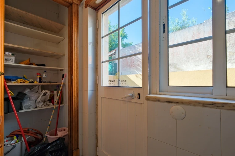 Apartamento T2 para Venda em Mina de Água Foto 13