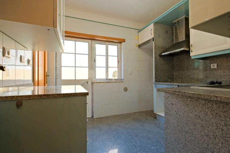 Apartamento T2 para Venda em Mina de Água Foto 11