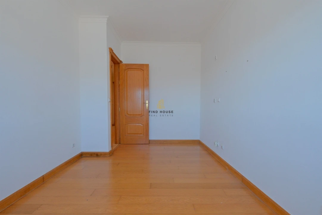 Apartamento T2 para Venda em Mina de Água Foto 18