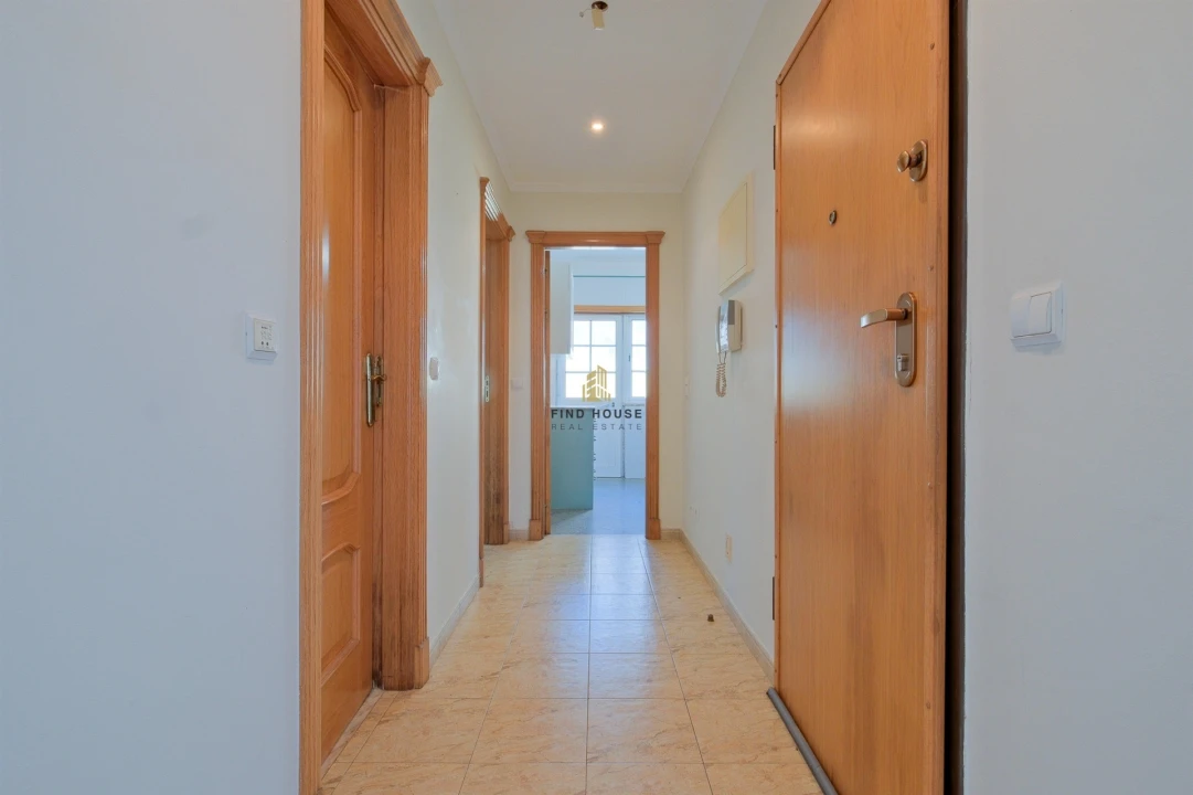 Apartamento T2 para Venda em Mina de Água Foto 10