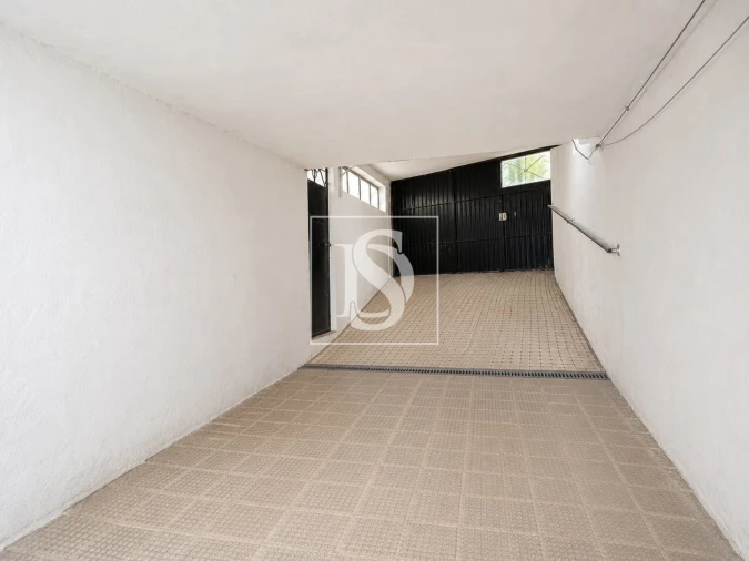 Moradia T2 para Venda em Sé, Santa Maria e Meixedo Foto 5