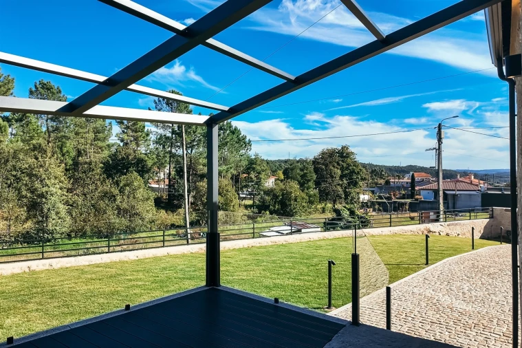 Moradia T1 para Venda em Vila Cova e Feitos Foto 8
