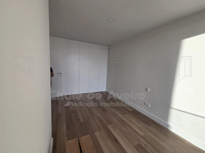 Moradia T3 para Venda em Aradas Foto 25