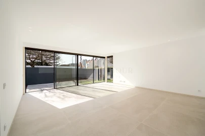 Moradia T4 para Venda em Canidelo
