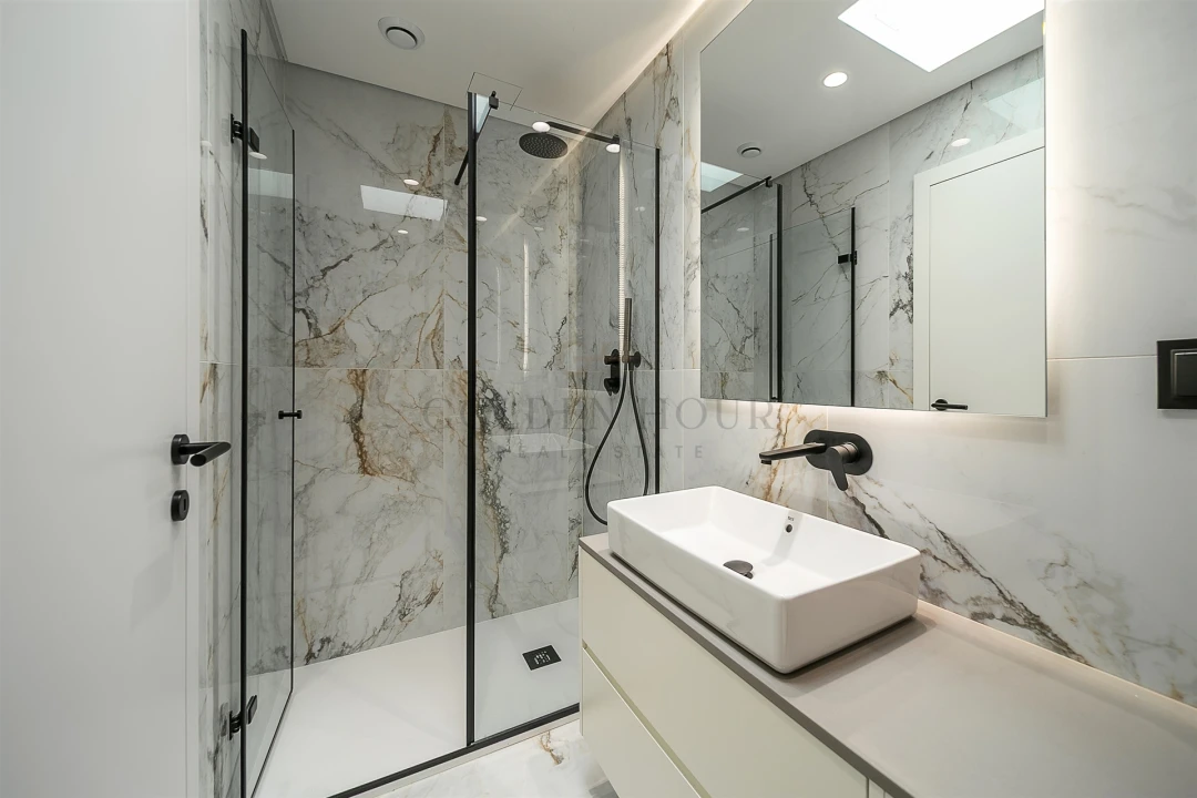 Apartamento T4 para Venda em Mafamude e Vilar do Paraíso Foto 54
