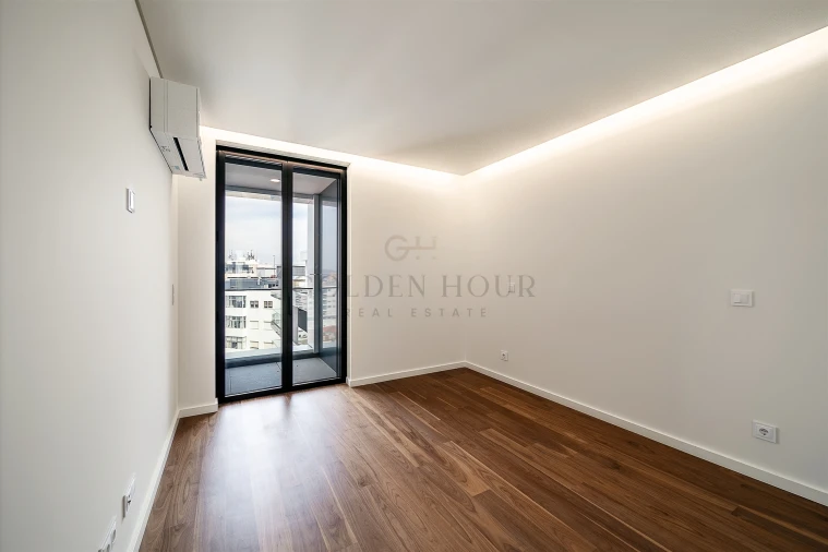 Apartamento T4 para Venda em Mafamude e Vilar do Paraíso Foto 47