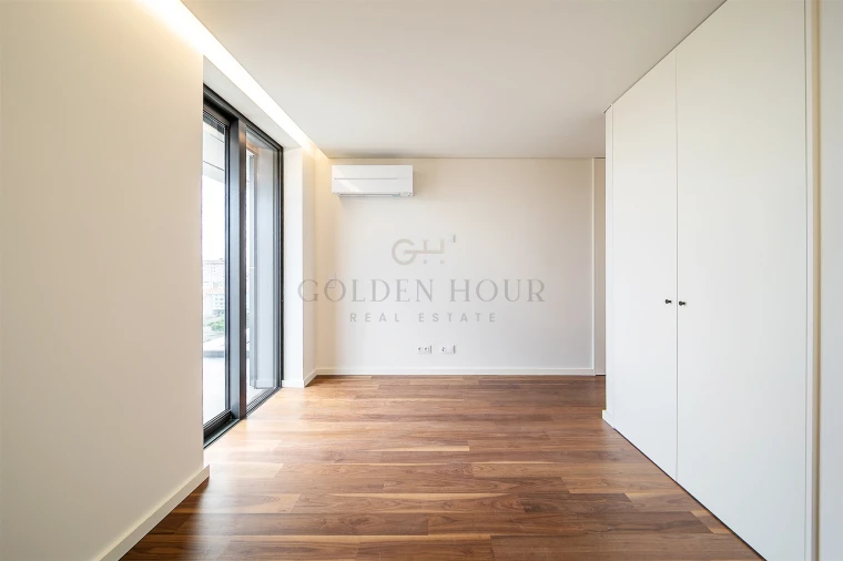 Apartamento T4 para Venda em Mafamude e Vilar do Paraíso Foto 42