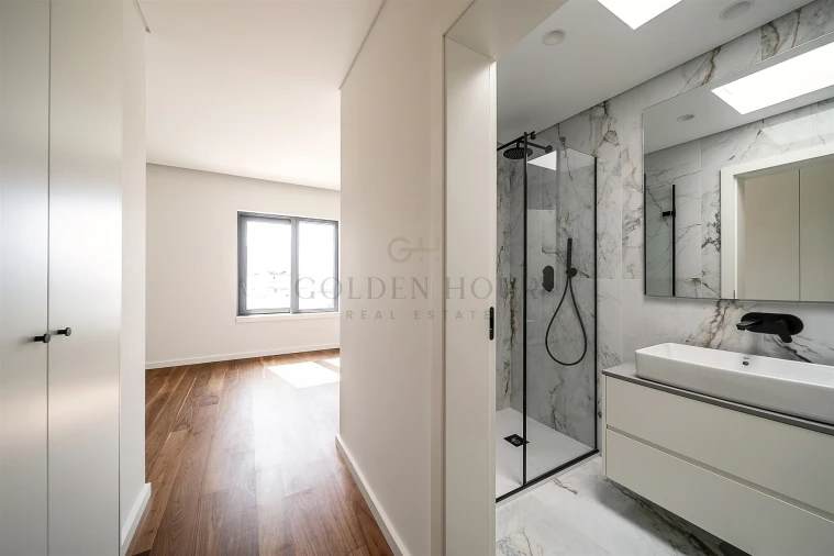 Apartamento T4 para Venda em Mafamude e Vilar do Paraíso Foto 51