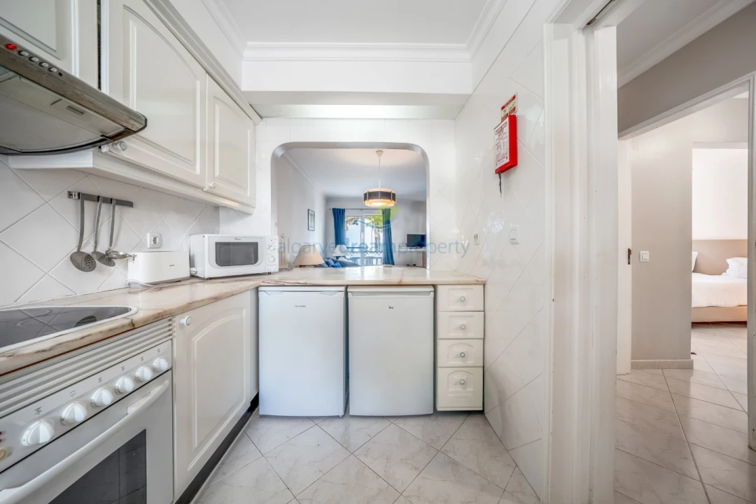 Apartamento T1 para Venda em Albufeira e Olhos de Água Foto 9