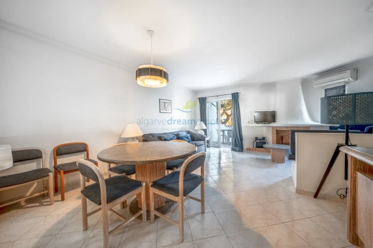 Apartamento T1 para Venda em Albufeira e Olhos de Água Foto 2